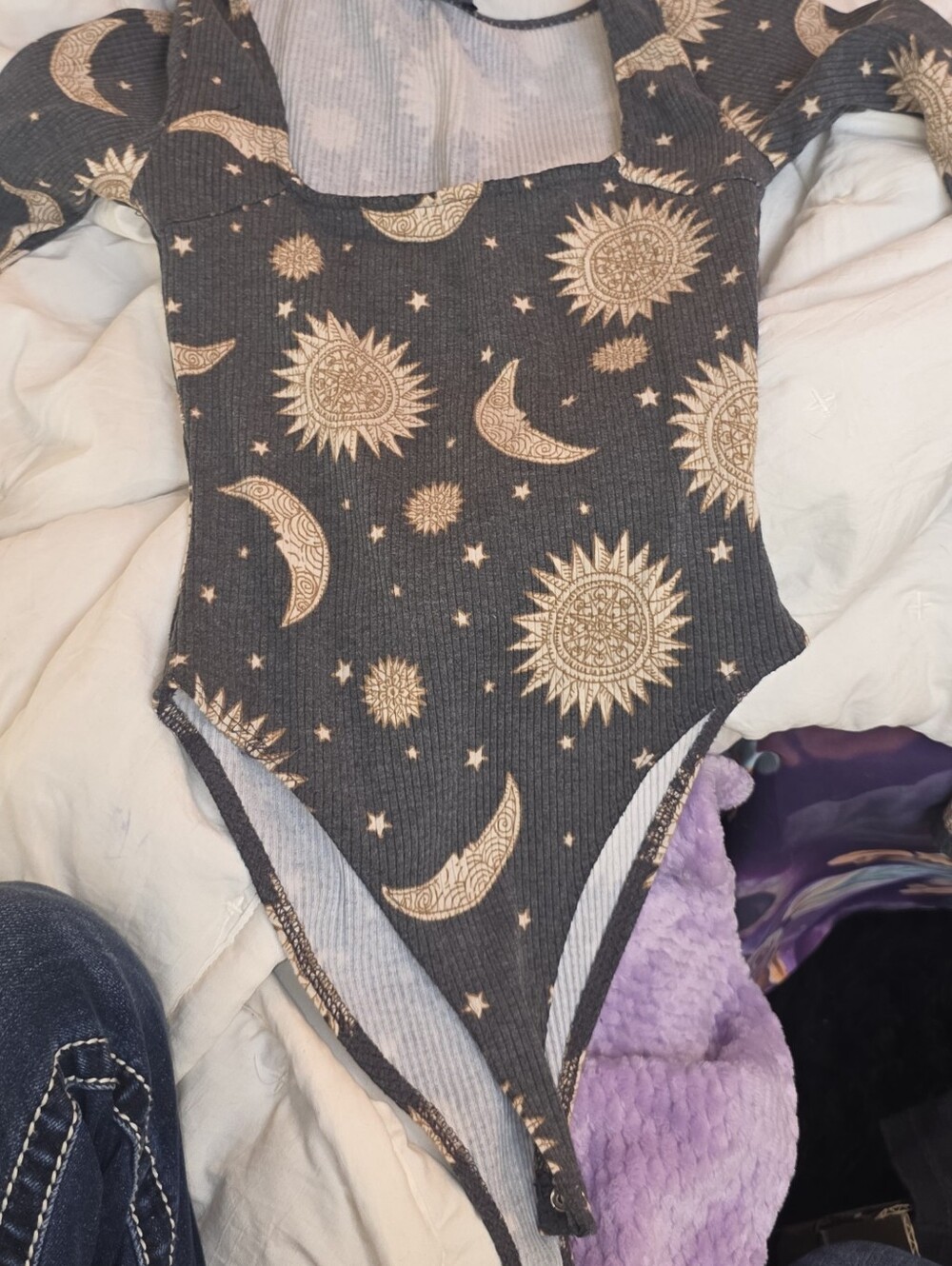Forever 21 Ribbed White Crewneck Bodysuit with Black Tag